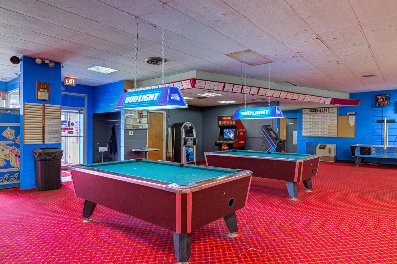 For Sale: 2400 N Summit St, Arkansas City KS